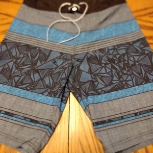 Men's Valor Board Shorts